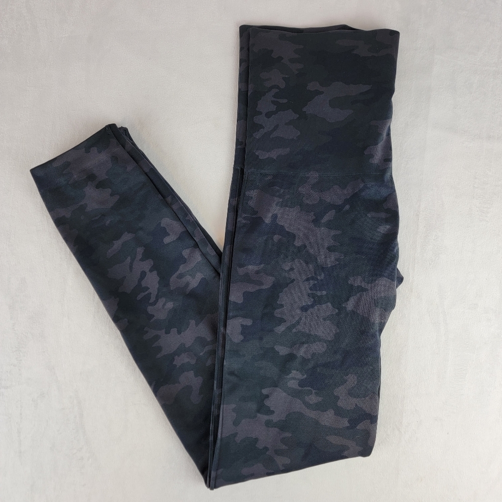 Spanx Legging 1X Camo Tummy Control Slimming High Waisted Shaping Look At Me Now